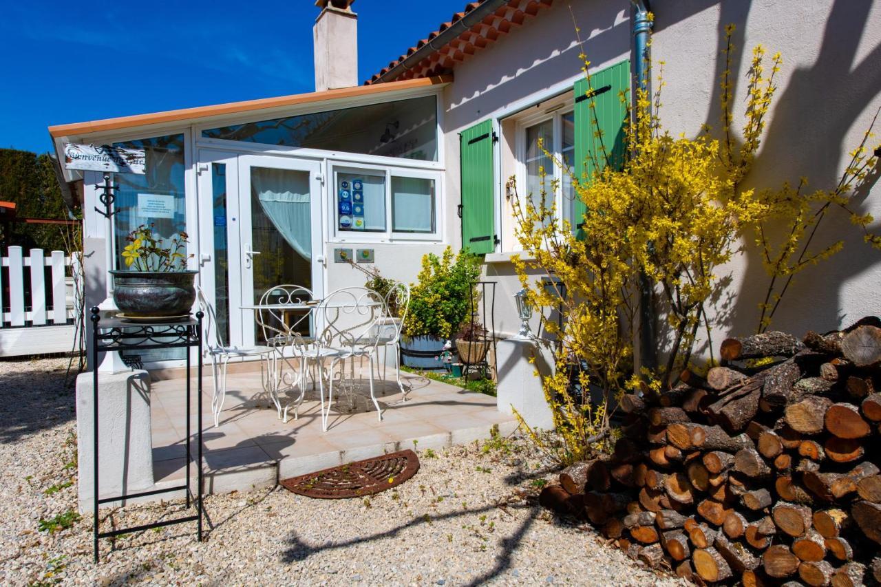 Chambre D'Hotes Villa De La Sueur Au Bonheur La Bouilladisse Luaran gambar