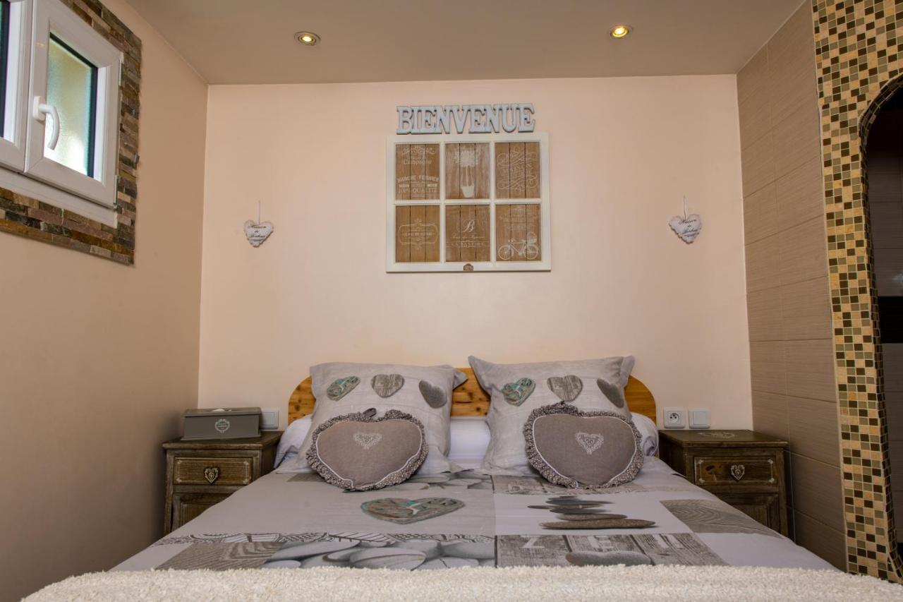Chambre D'Hotes Villa De La Sueur Au Bonheur La Bouilladisse Luaran gambar