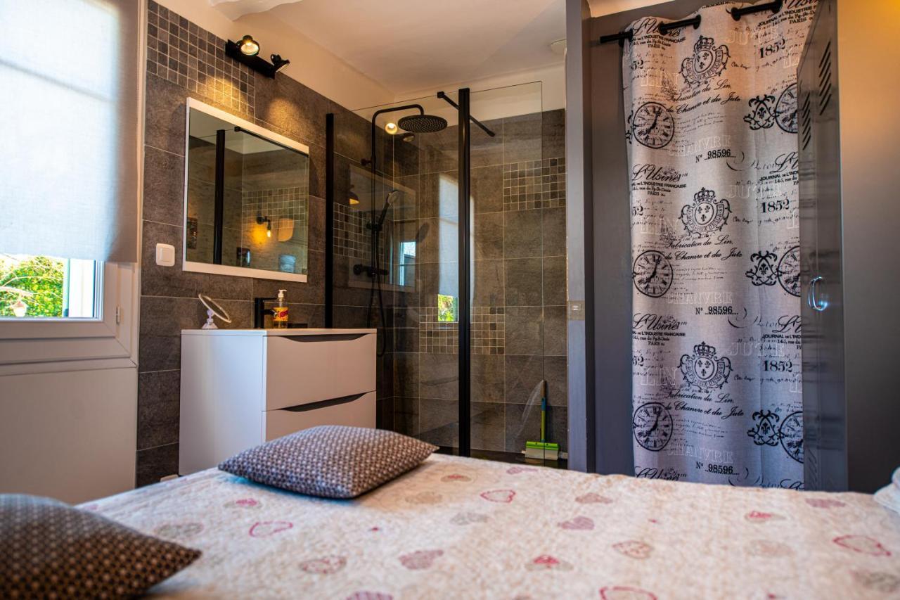 Chambre D'Hotes Villa De La Sueur Au Bonheur La Bouilladisse Luaran gambar