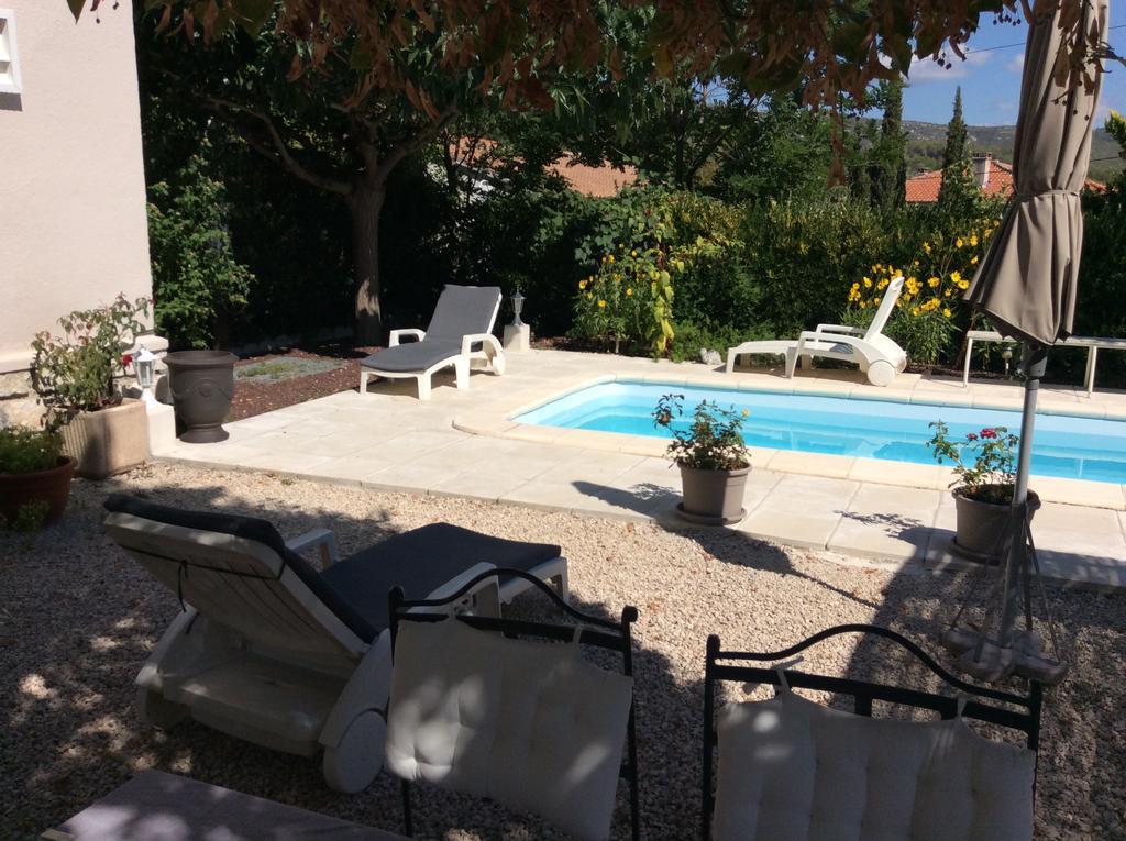 Chambre D'Hotes Villa De La Sueur Au Bonheur La Bouilladisse Luaran gambar